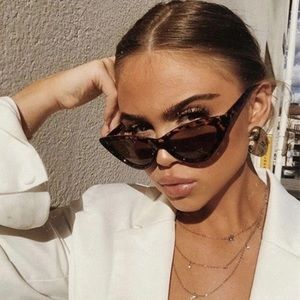 Cat Eye Leopard / Black Sunglasses